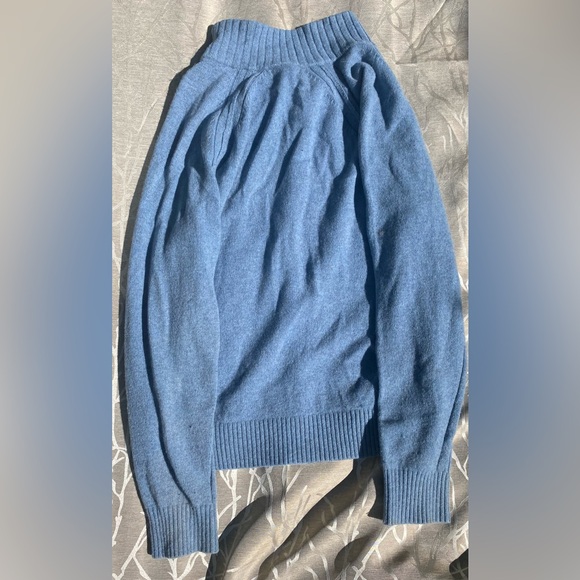 Banana Republic long sleeve quarter button down sweater - Picture 3 of 3